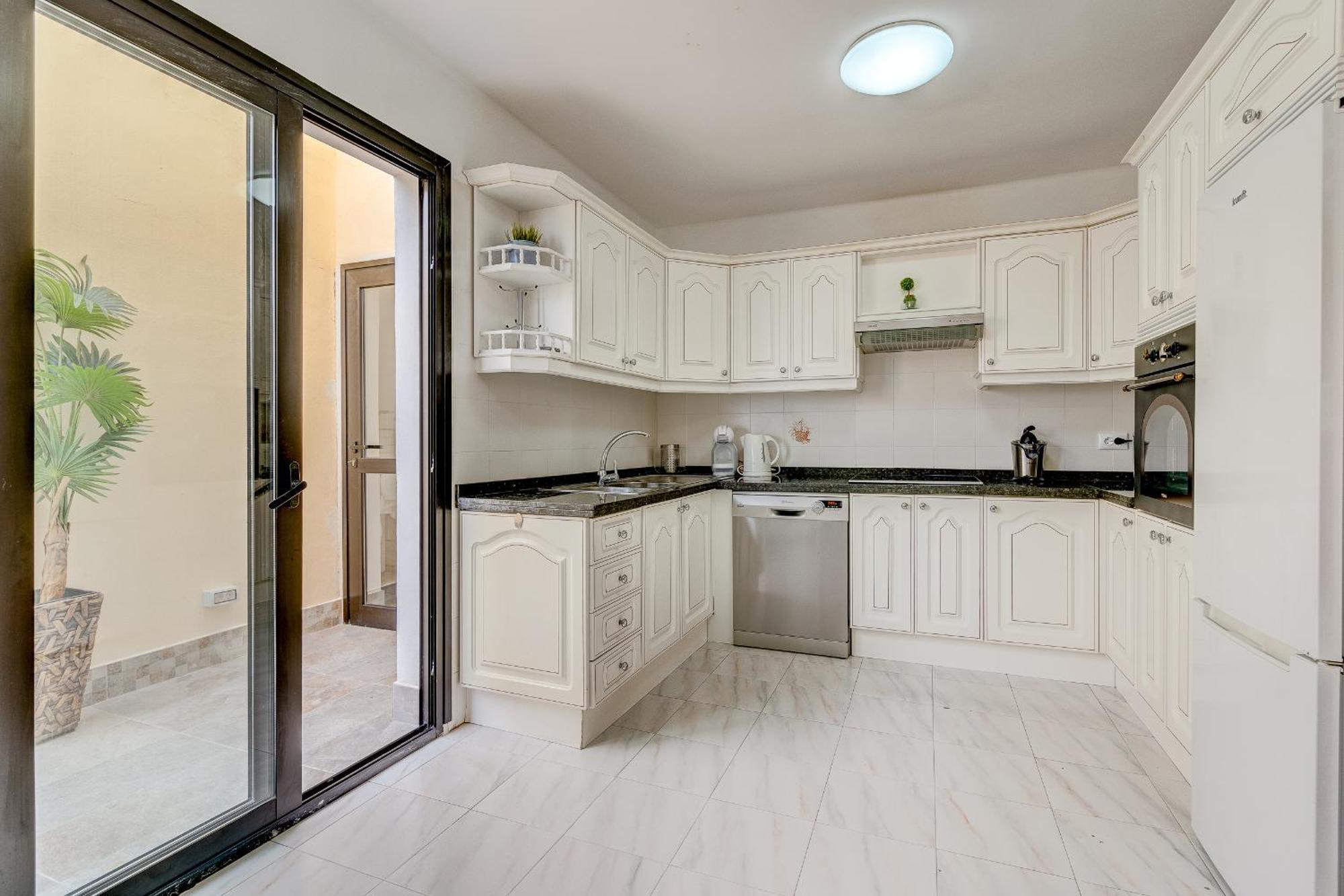 Villa Natali ,Luxury 3-Levels Large Villa On Tenerife, Ocean View, Private Poo L& Barbecue Area أذيخي المظهر الخارجي الصورة